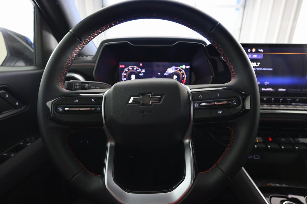 Used 2024 Chevrolet Colorado Z71 w/ Z71 Convenience Package 2 image 19