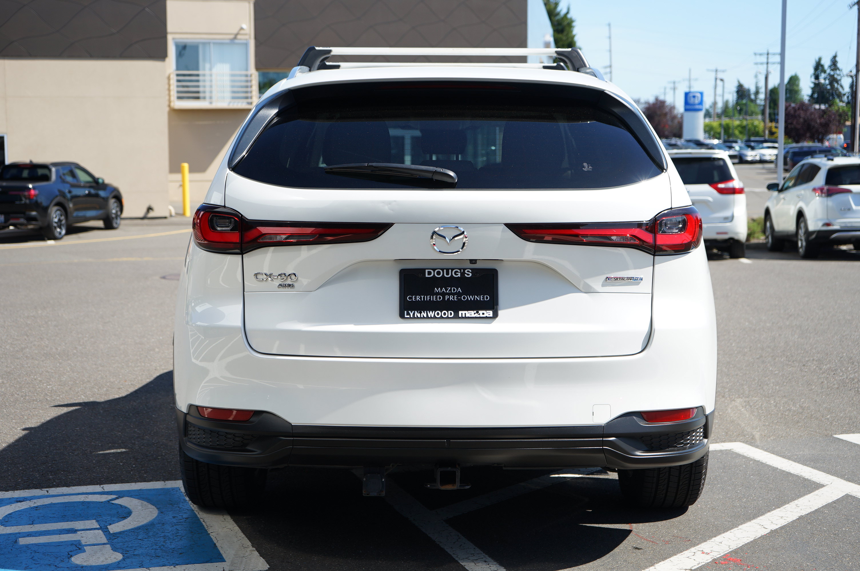 Certified 2024 MAZDA CX-90 Plug-In Hybrid w/ Preferred AWD/4WD image 4