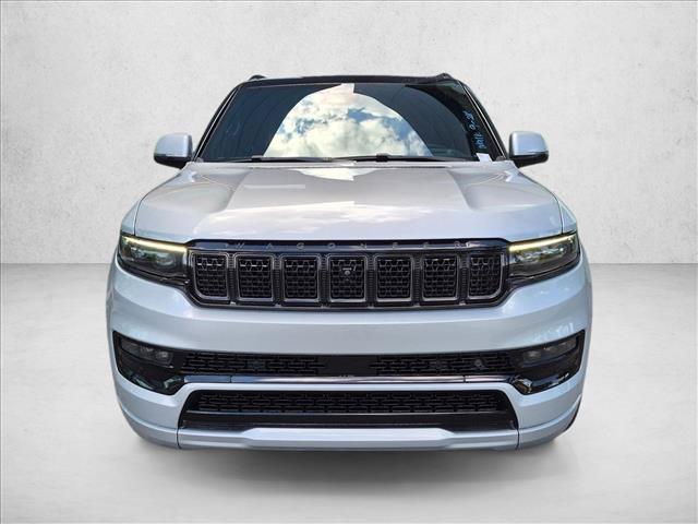 Used 2022 Jeep Grand Wagoneer Series II AWD/4WD image 2