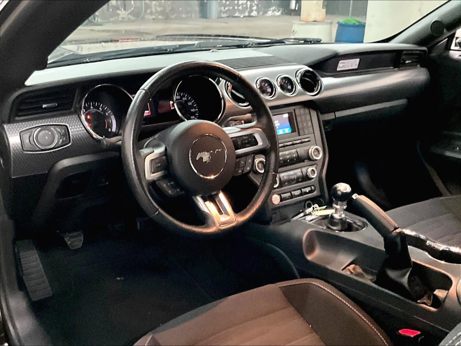 Used 2017 Ford Mustang GT w/ GT Performance Package RWD image 16