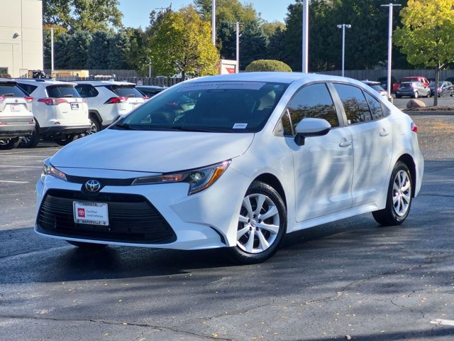 Used 2026 Toyota Corolla LE FWD image 2