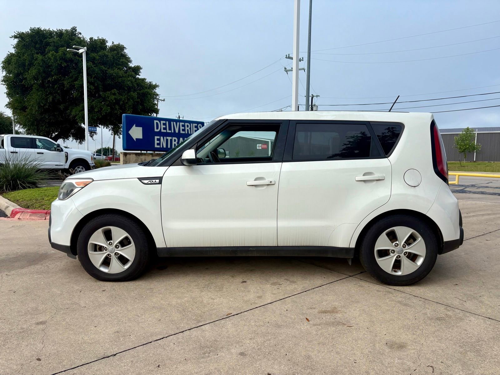 Used 2016 Kia Soul FWD image 6