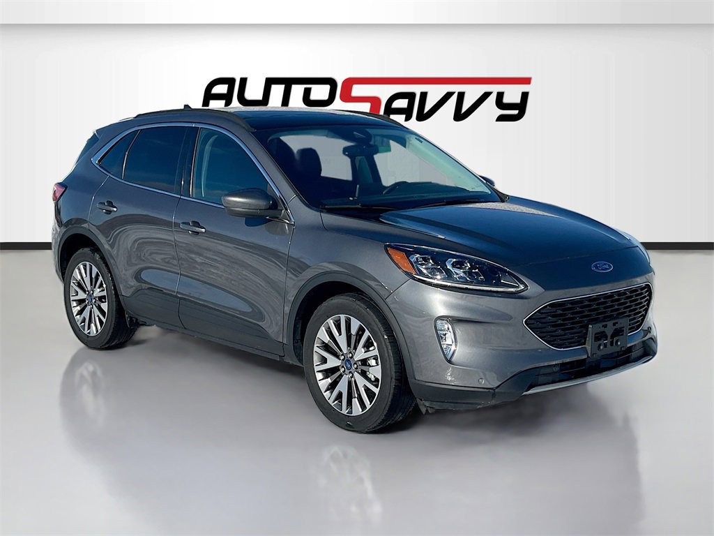 Used 2022 Ford Escape Titanium w/ Class II Trailer Tow Package