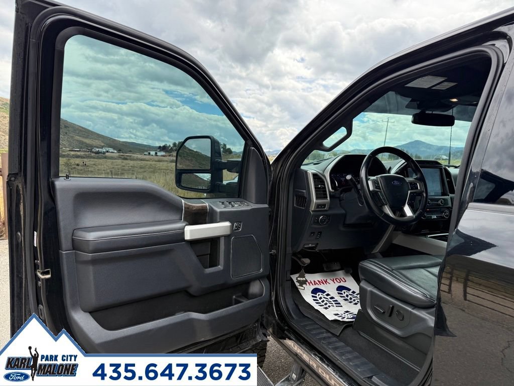 Used 2022 Ford F350 Lariat w/ Tremor Off-Road Package AWD/4WD image 12