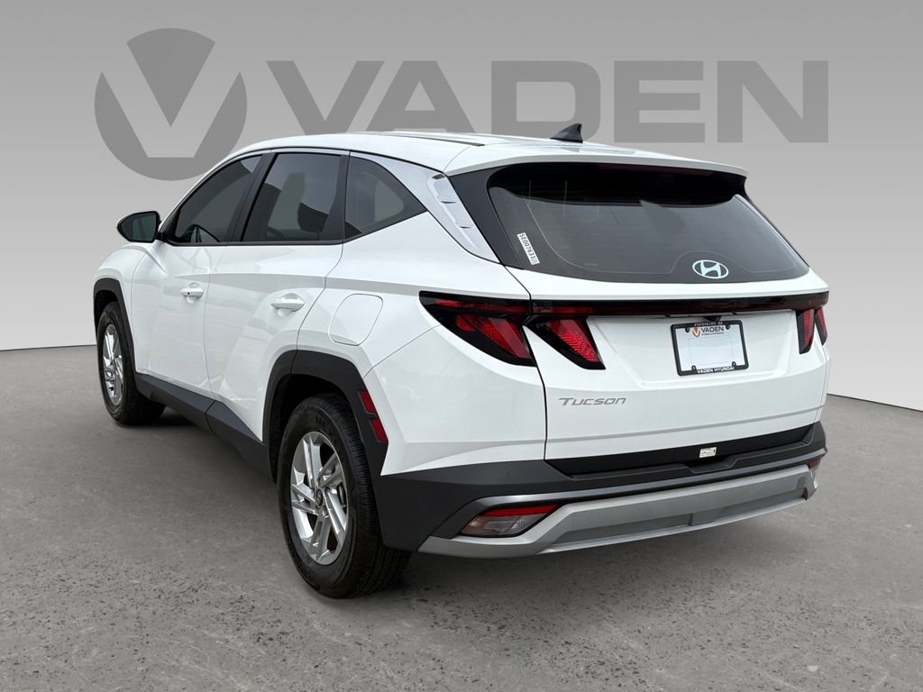 Used 2025 Hyundai Tucson SE FWD image 25