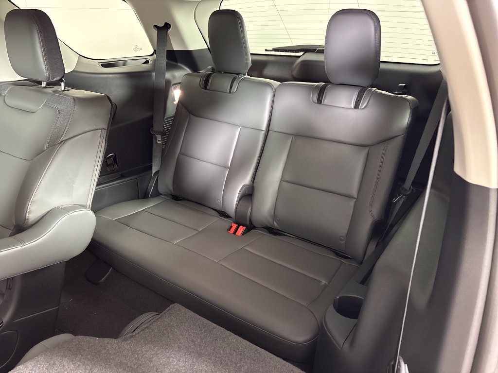 New 2026 Ford Explorer Active w/ Active Comfort Package RWD image 31