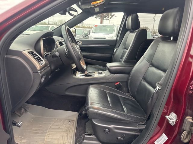 Used 2017 Jeep Grand Cherokee Limited w/ Trailer Tow Group IV AWD/4WD image 12