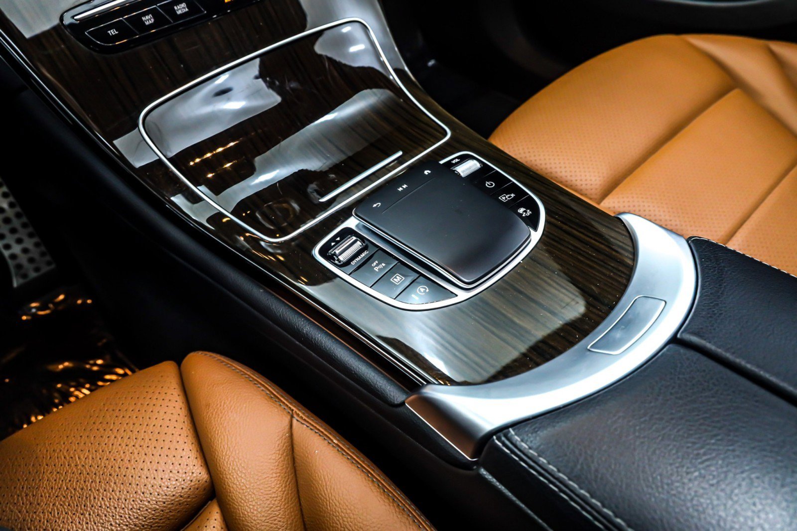 Used 2022 Mercedes-Benz GLC 300 image 6