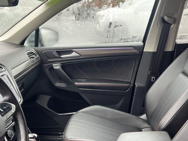 Used 2024 Volkswagen Tiguan Wolfsburg Edition image 25