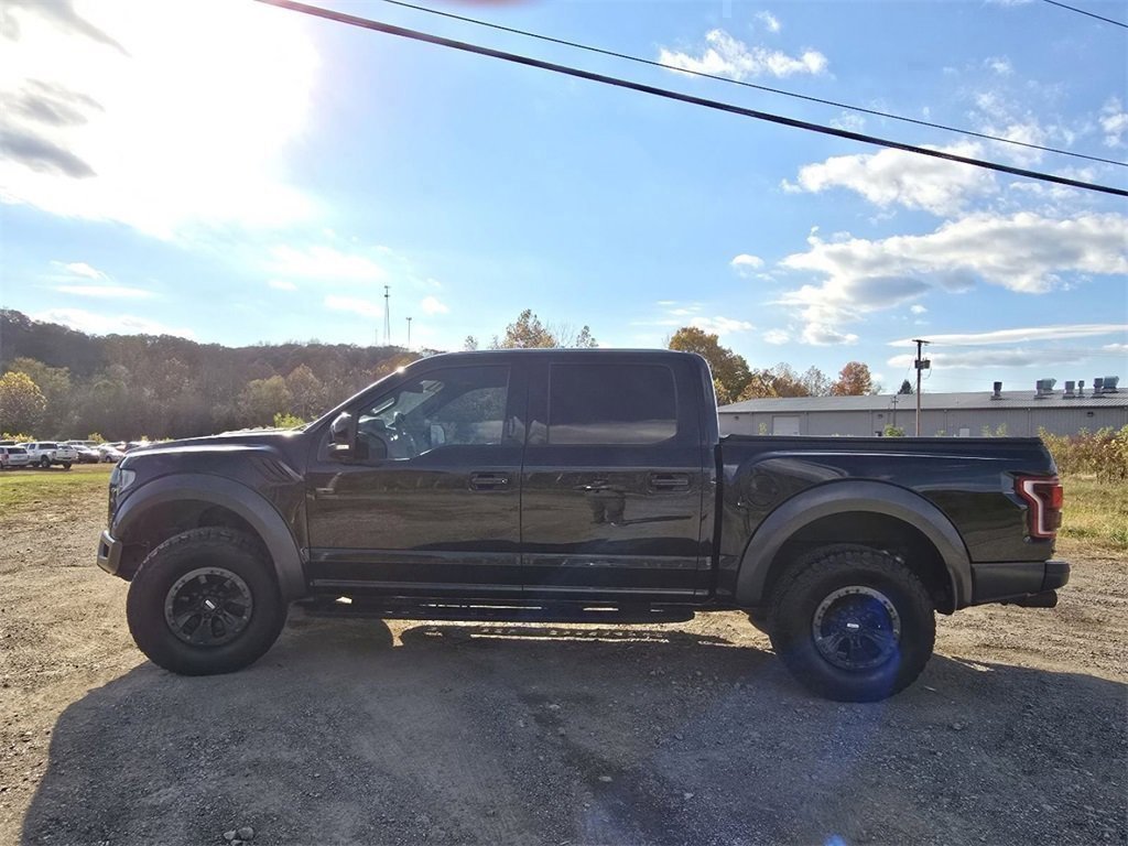 Used 2017 Ford F150 Raptor w/ Equipment Group 802A Luxury image 11