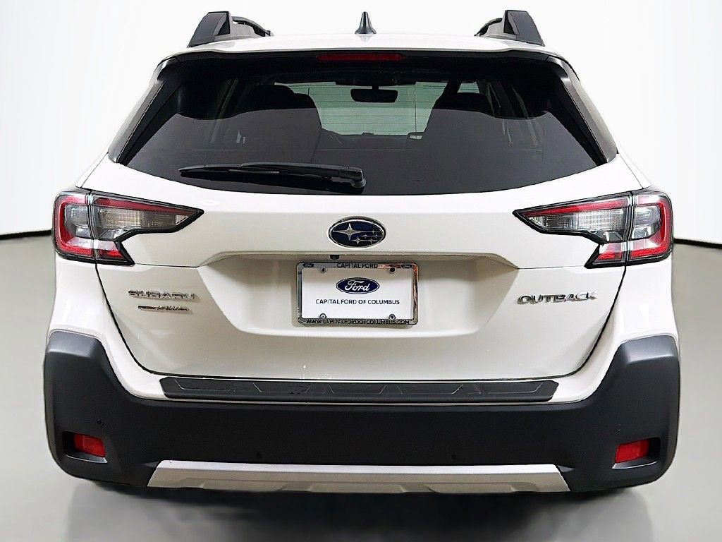 Used 2023 Subaru Outback Limited image 13