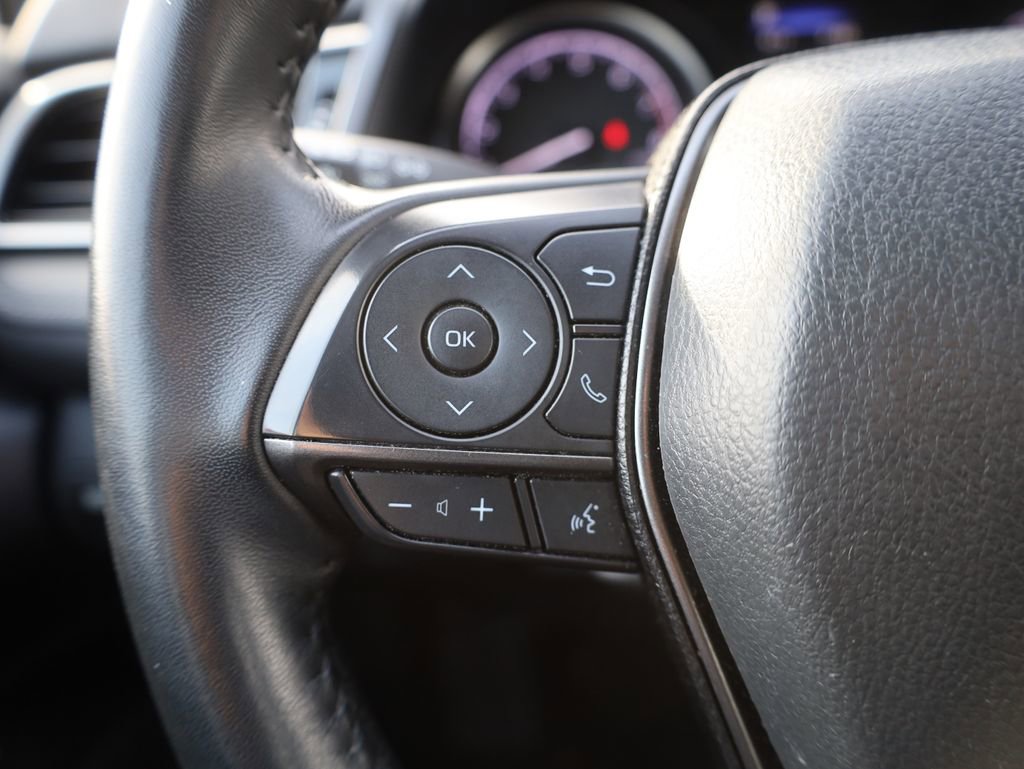 Used 2024 Toyota Camry SE image 40