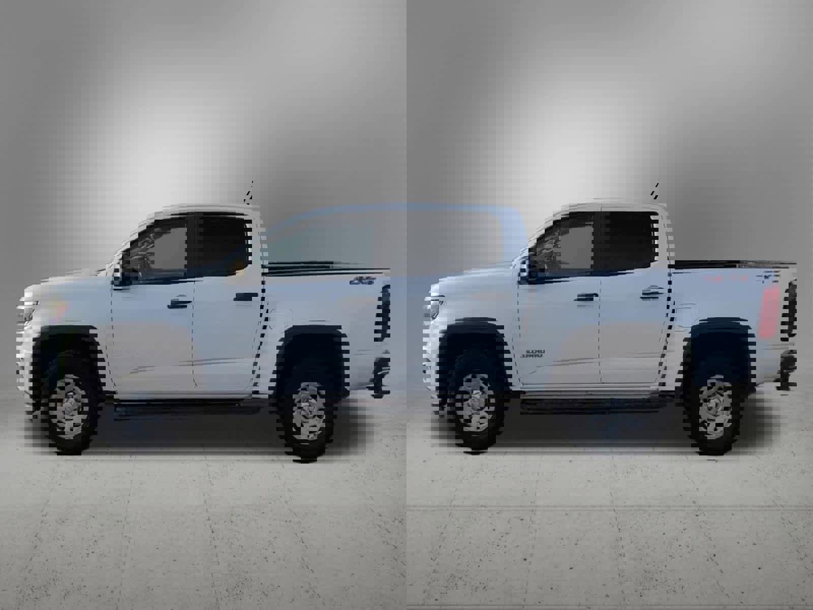 Used 2017 Chevrolet Colorado W/T w/ WT Convenience Package image 3