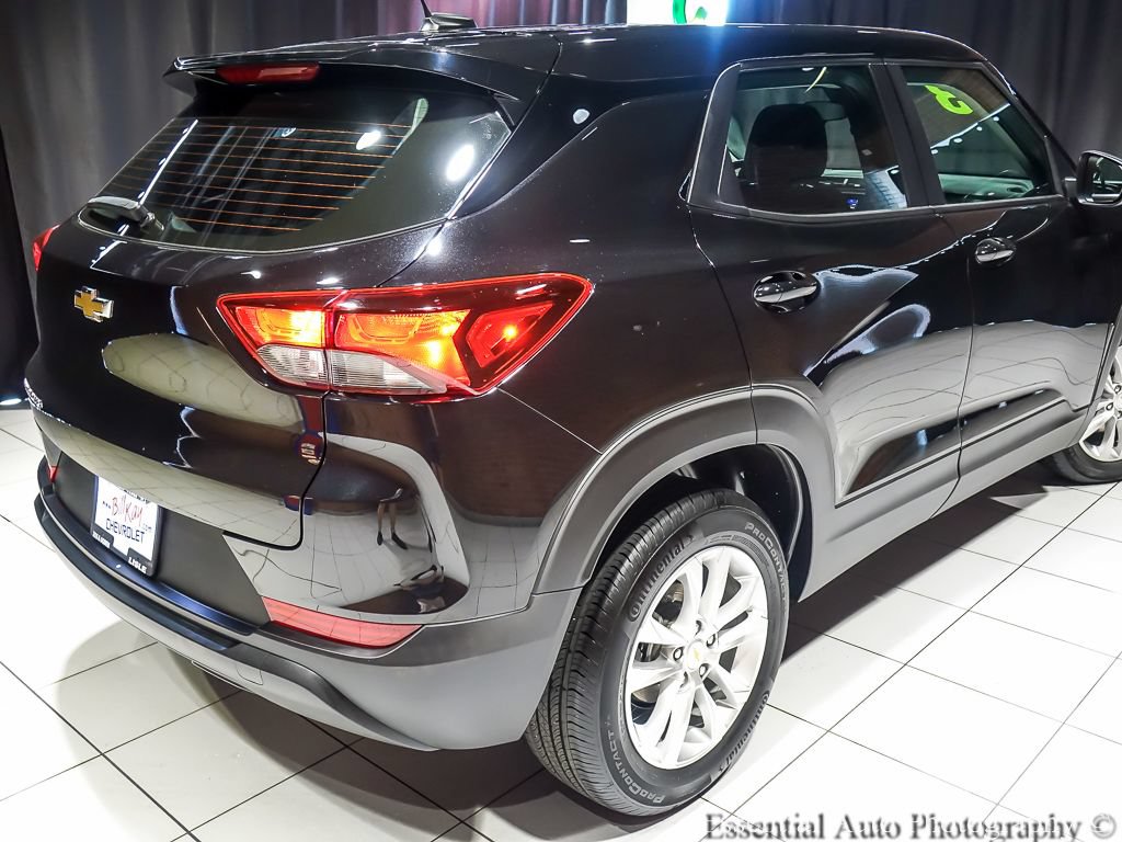 Used 2023 Chevrolet TrailBlazer LS FWD image 9