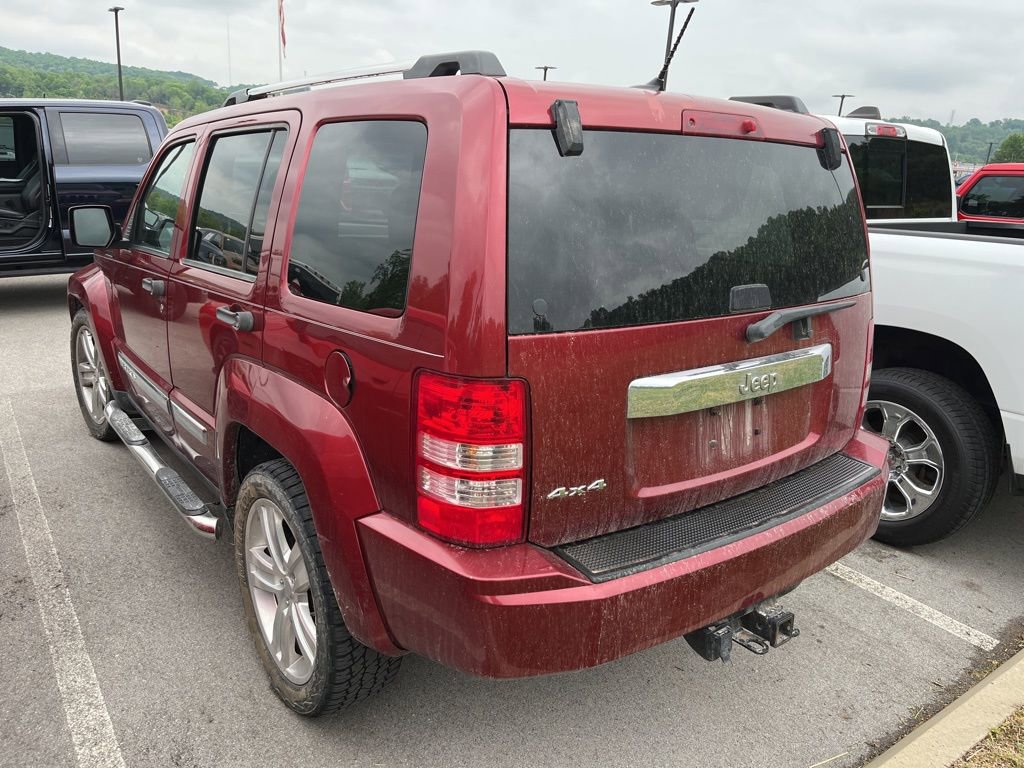 Used 2012 Jeep Liberty Limited Jet w/ Comfort/Convenience Group AWD/4WD image 4