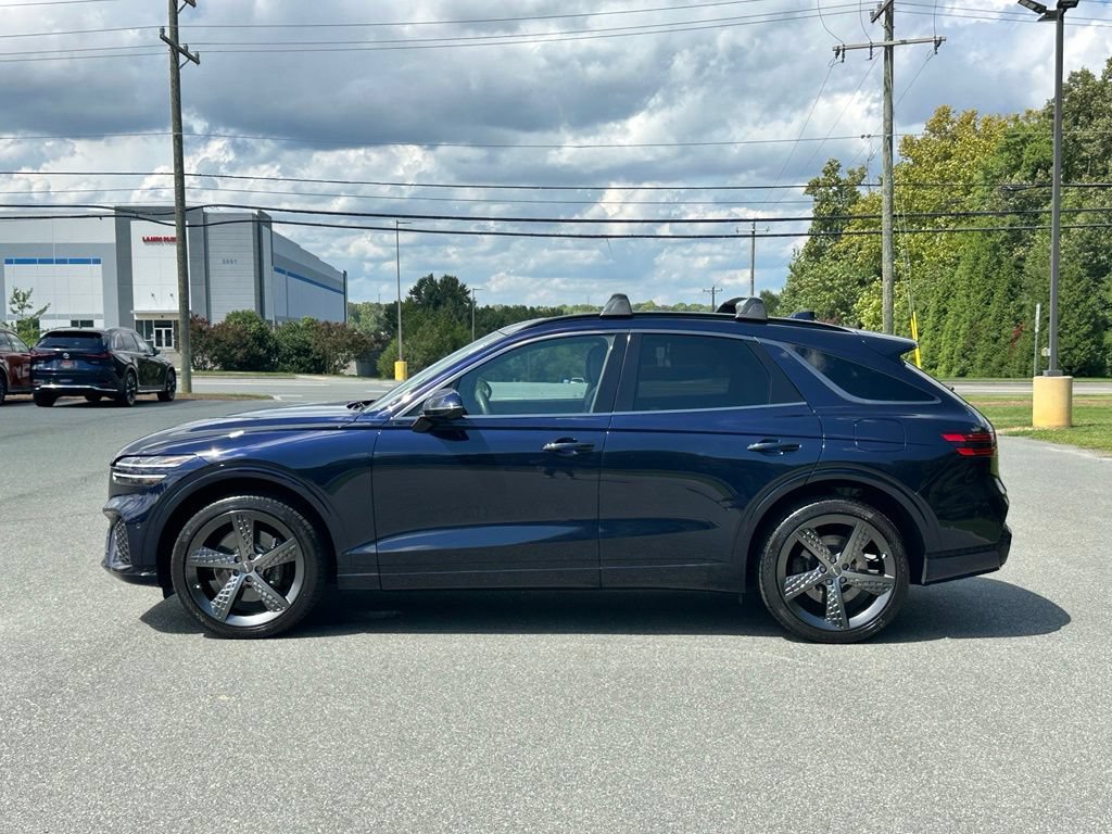 Used 2023 Genesis GV70 2.5T w/ Sport Prestige Package AWD/4WD image 2