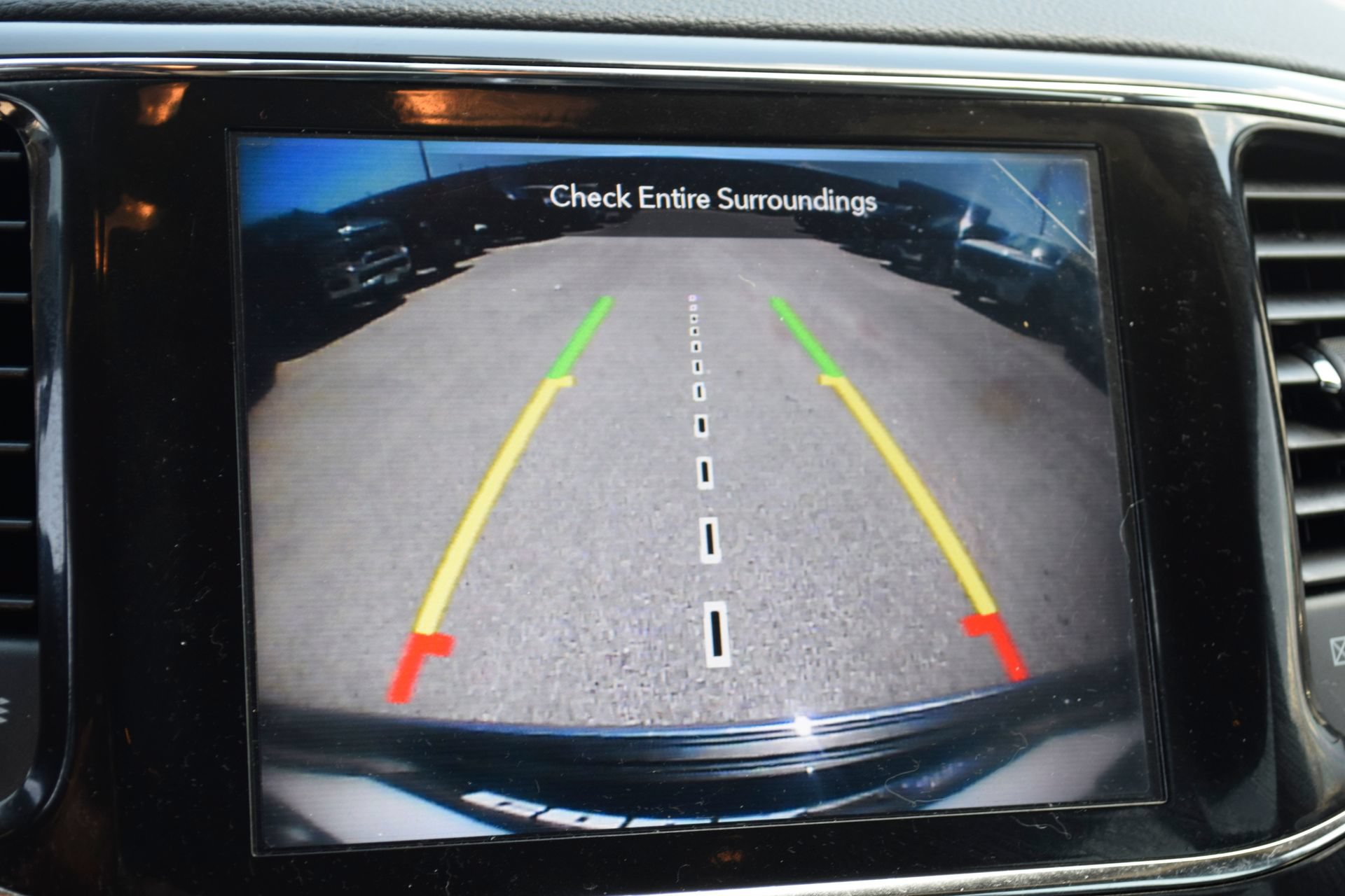 Used 2022 Jeep Grand Cherokee Limited AWD/4WD image 13
