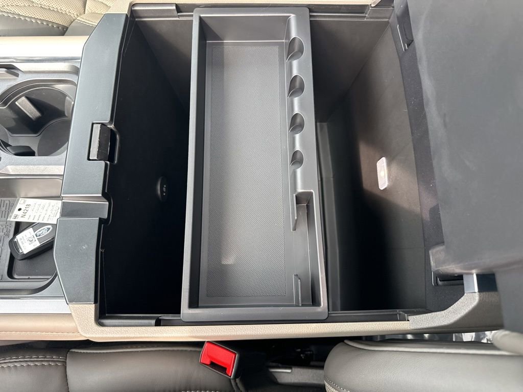New 2026 Ford F350 Platinum w/ Platinum Plus Package image 40