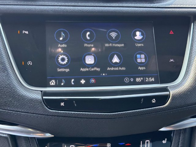 Used 2023 Cadillac XT6 Luxury w/ LPO, Floor Liner Package FWD image 31