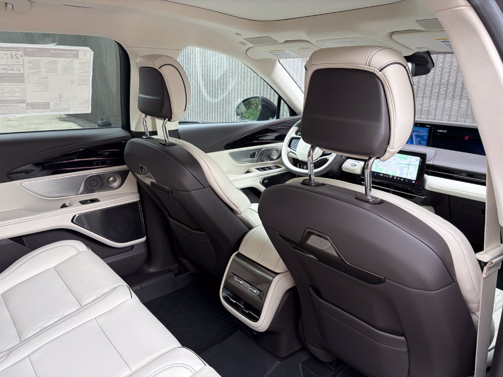 New 2026 Lincoln Nautilus Black Label AWD/4WD image 29