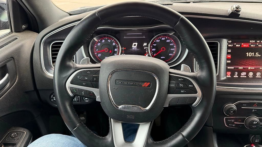 Used 2015 Dodge Charger R/T RWD image 16