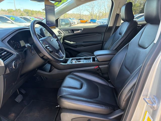 Certified 2022 Ford Edge Titanium AWD/4WD image 11
