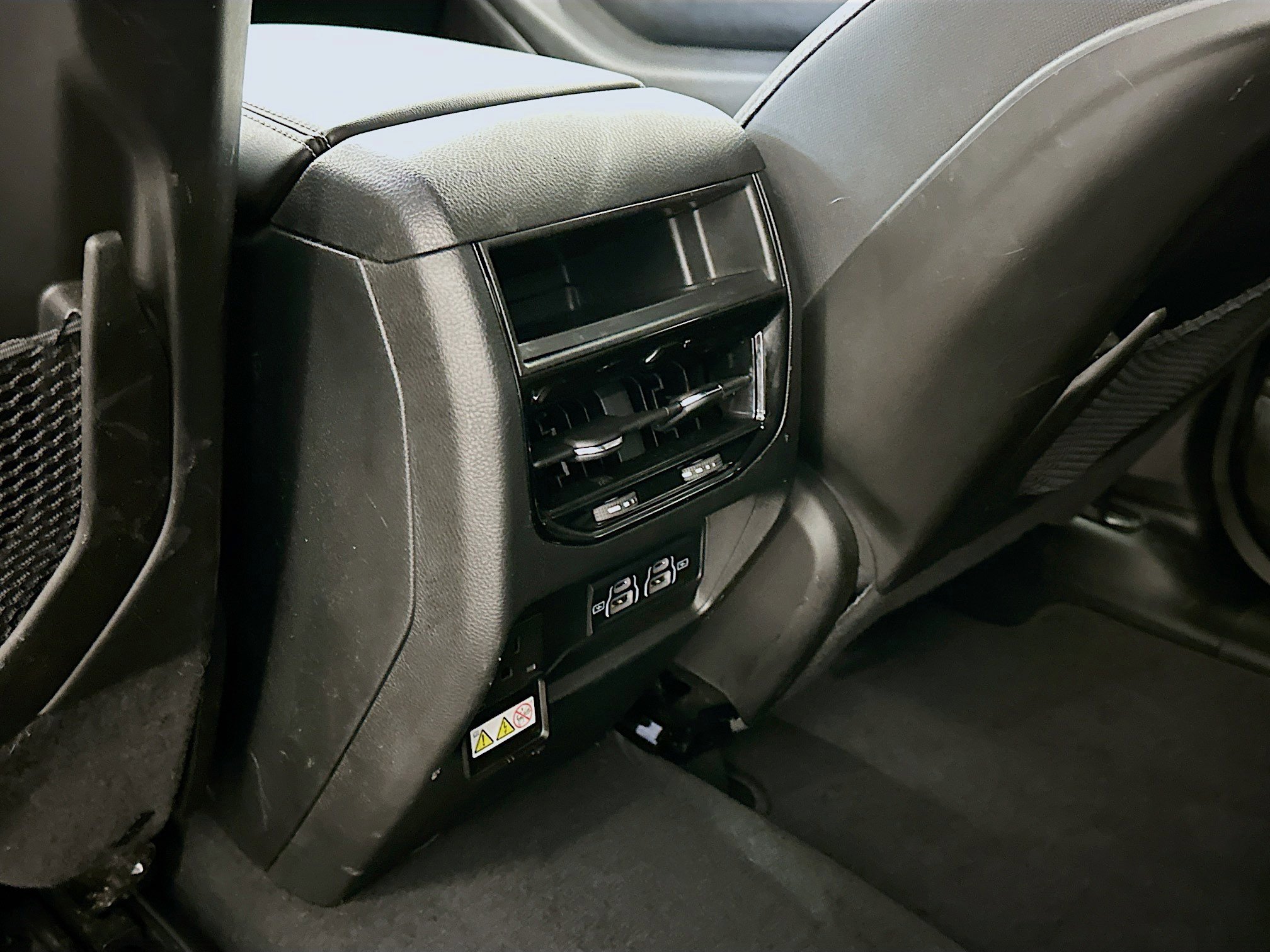 Used 2023 Jeep Grand Cherokee Altitude AWD/4WD image 28