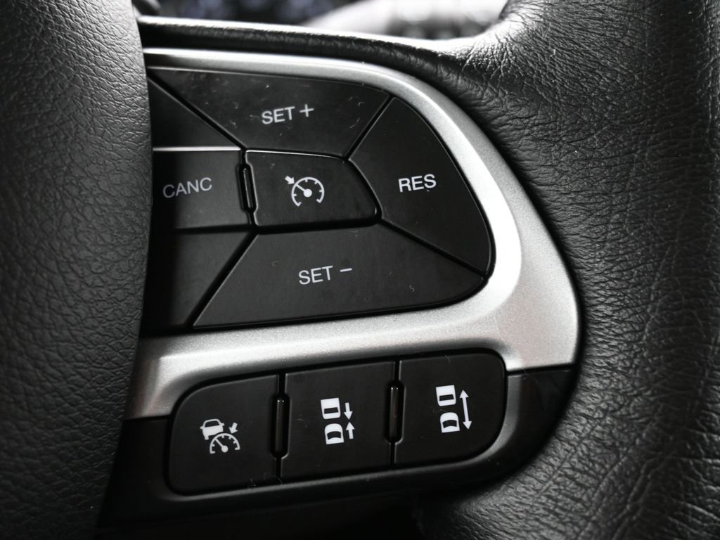 Certified 2023 Jeep Renegade Limited w/ Sun/Sound Group image 23