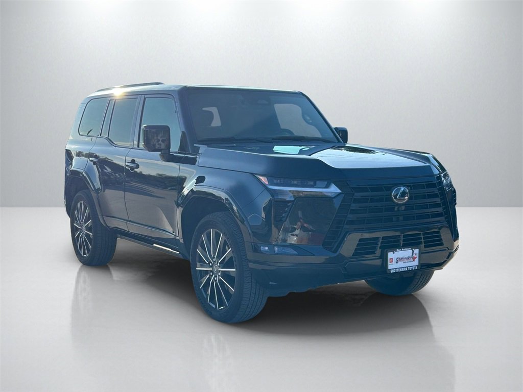 Used 2025 Lexus GX 550 image 3