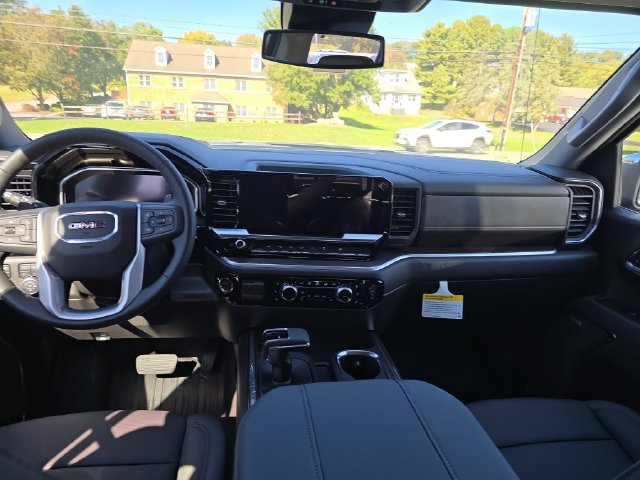 New 2026 GMC Sierra 1500 SLT w/ SLT Premium Package AWD/4WD image 11