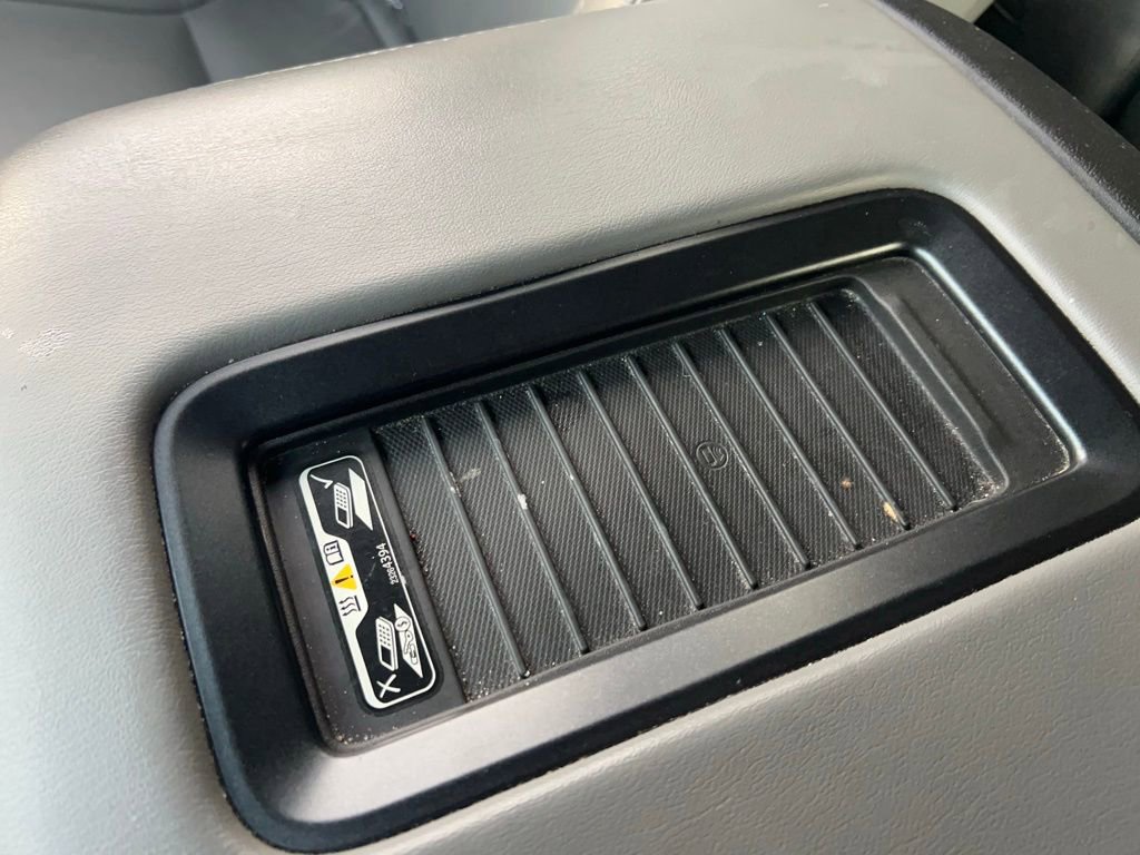 Used 2015 Chevrolet Tahoe LT w/ Luxury Package image 31