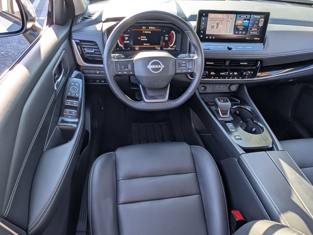 Certified 2025 Nissan Rogue SL FWD image 13