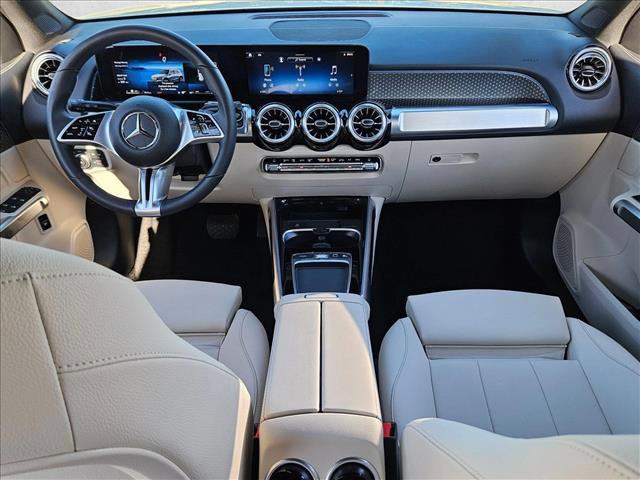 Used 2025 Mercedes-Benz GLB 250 image 16