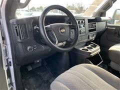 Used 2016 Chevrolet Express 3500 RWD image 18
