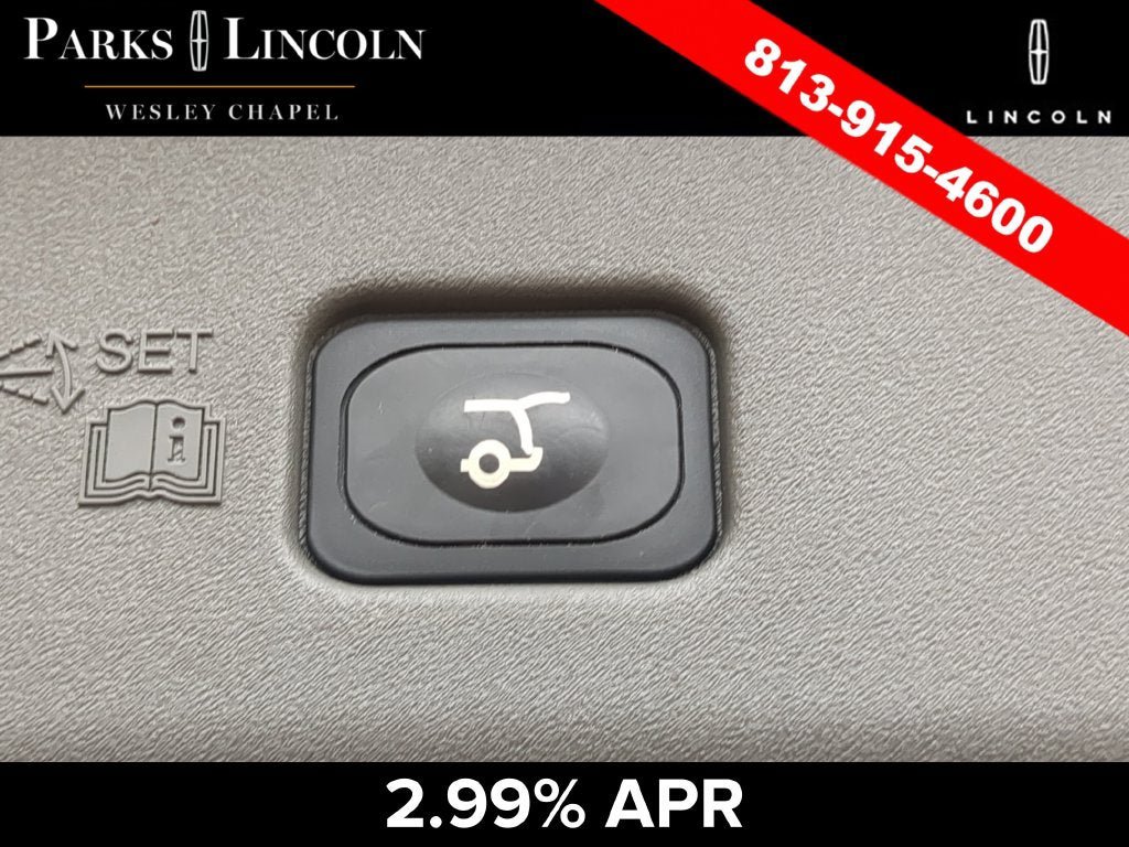 Certified 2025 Lincoln Nautilus Reserve AWD/4WD image 9