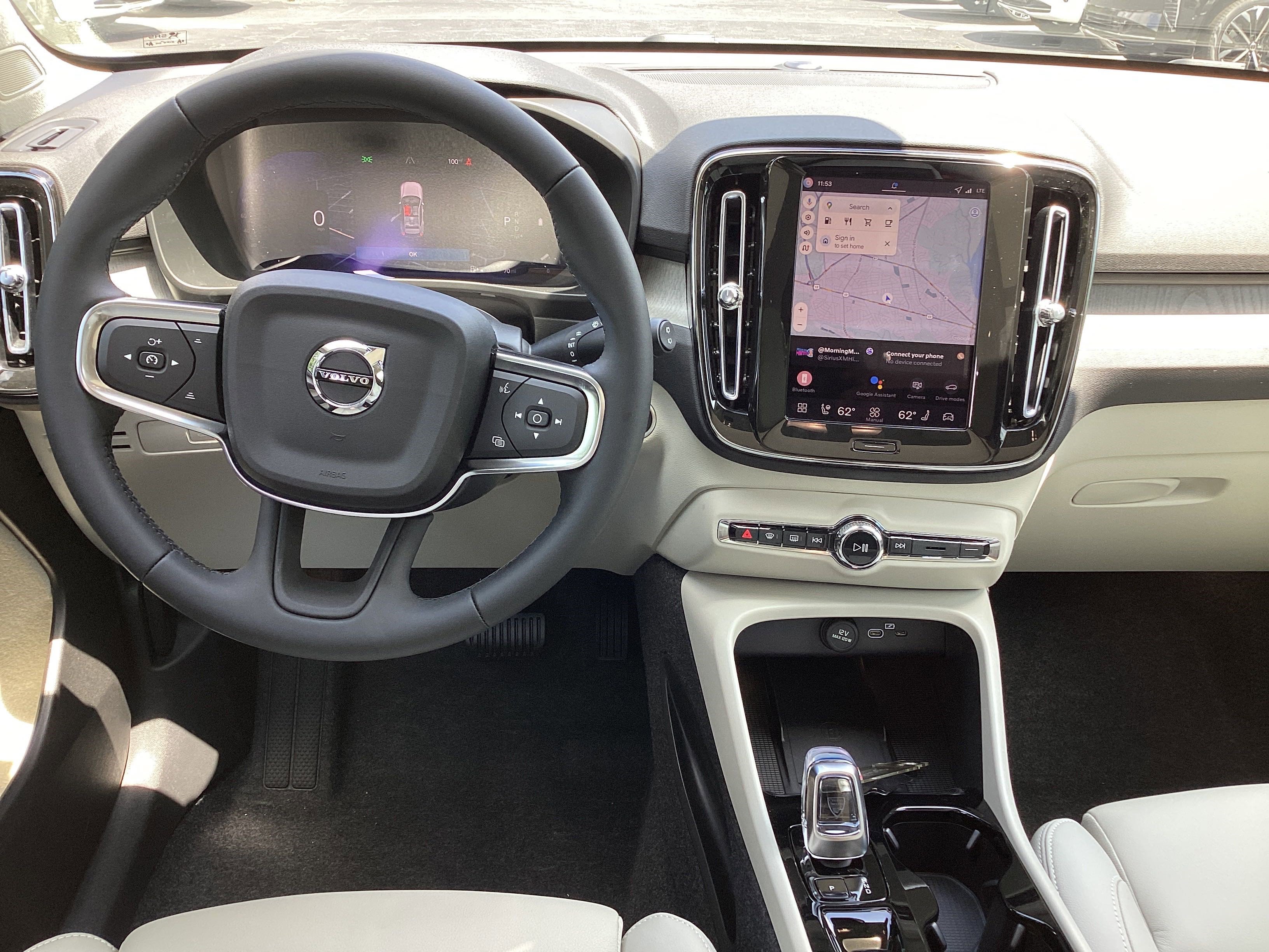 Used 2026 Volvo XC40 B5 Plus w/ Protection Package Premier image 18