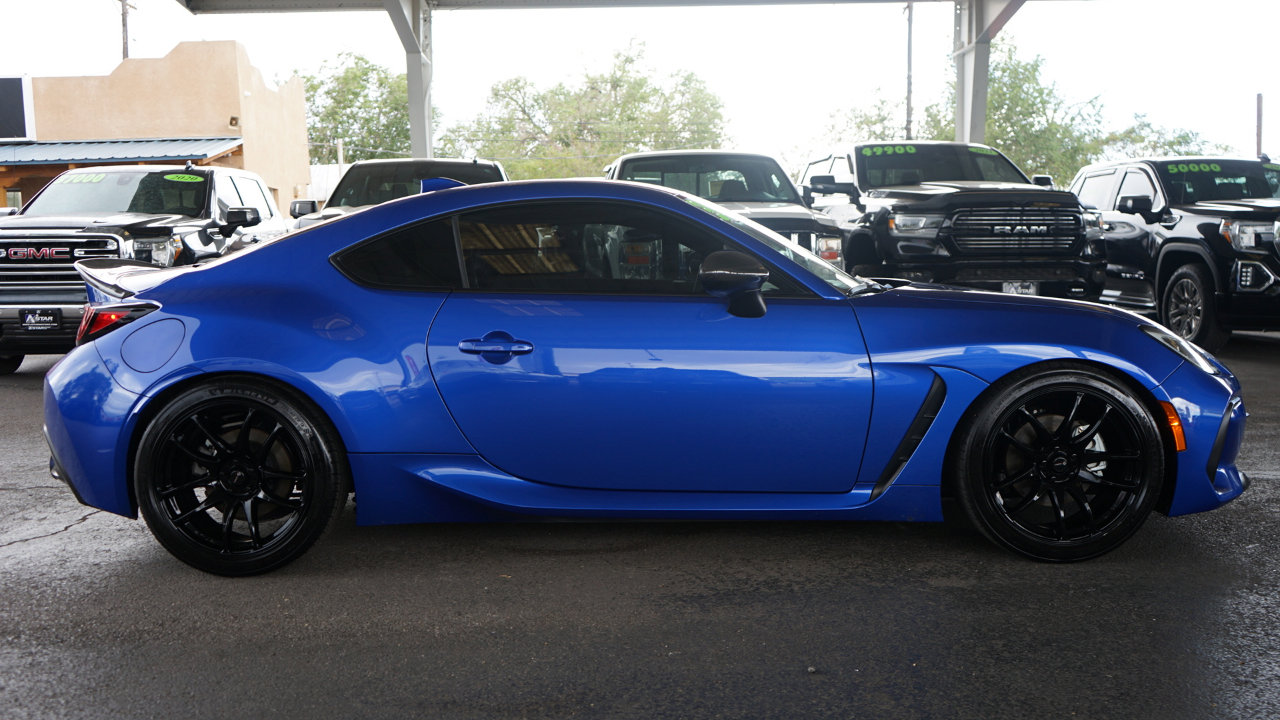 Used 2023 Subaru BRZ Limited image 2