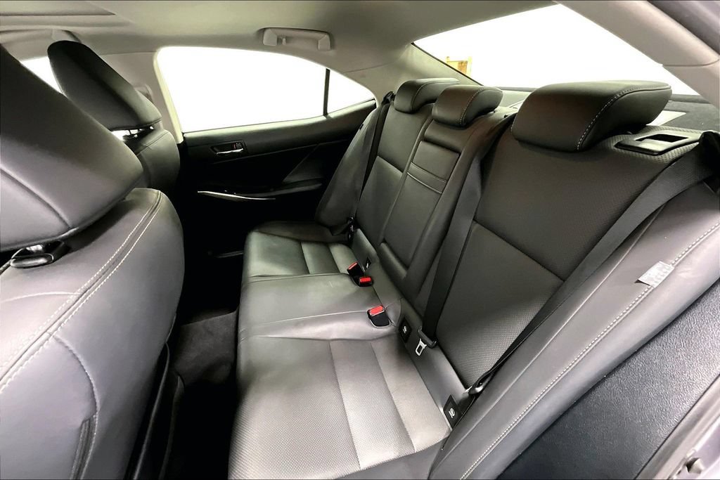 Used 2015 Lexus IS 250 w/ Premium Package RWD image 33