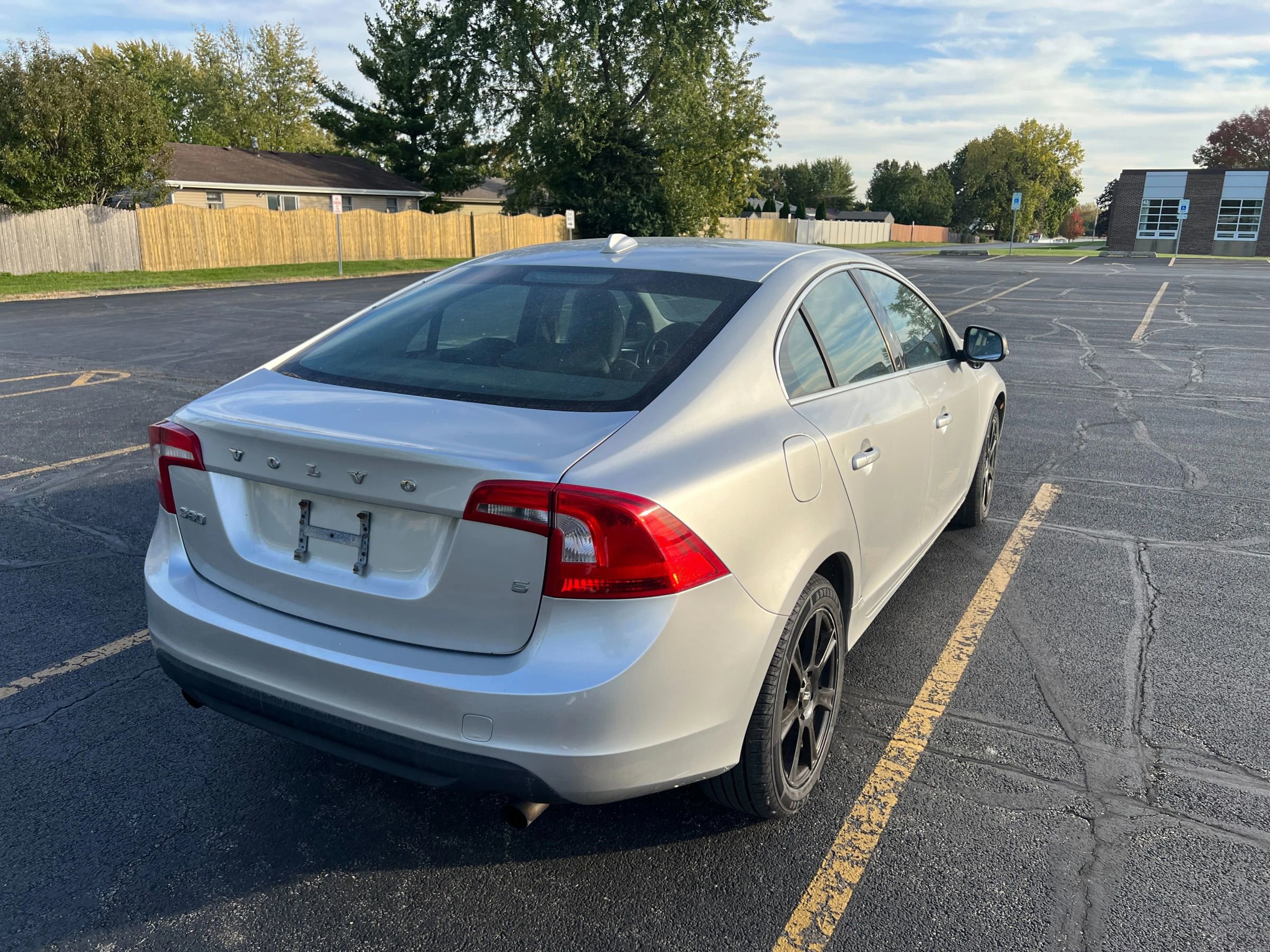 Used 2012 Volvo S60 T5 image 11