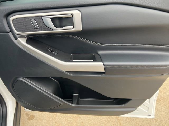 Used 2022 Ford Explorer XLT image 54