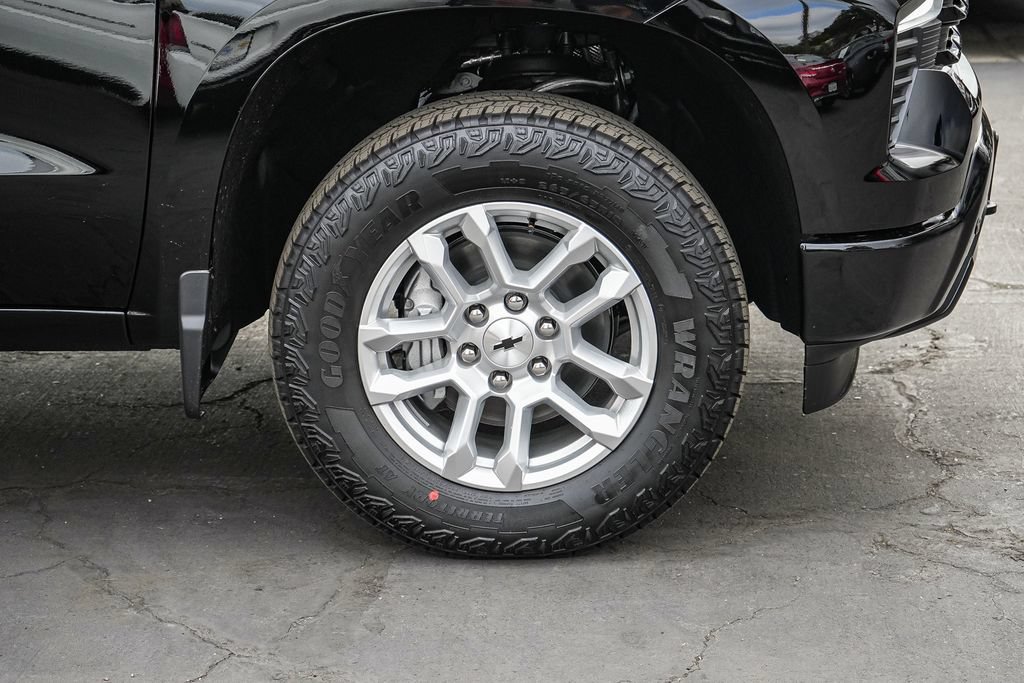 New 2026 Chevrolet Silverado 1500 RST w/ Safety Package AWD/4WD image 11