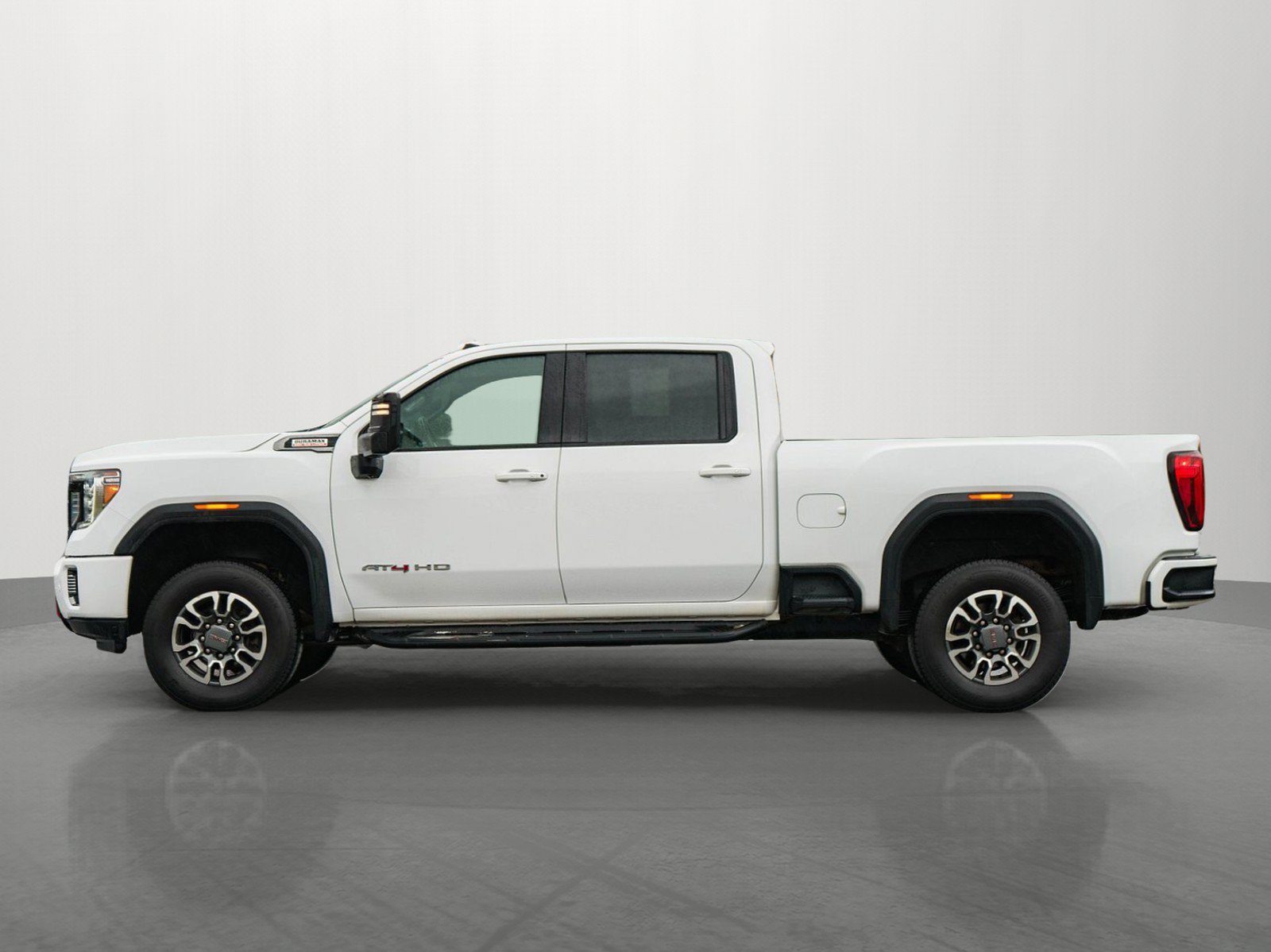 Used 2023 GMC Sierra 2500 AT4 w/ AT4 Preferred Package AWD/4WD image 4
