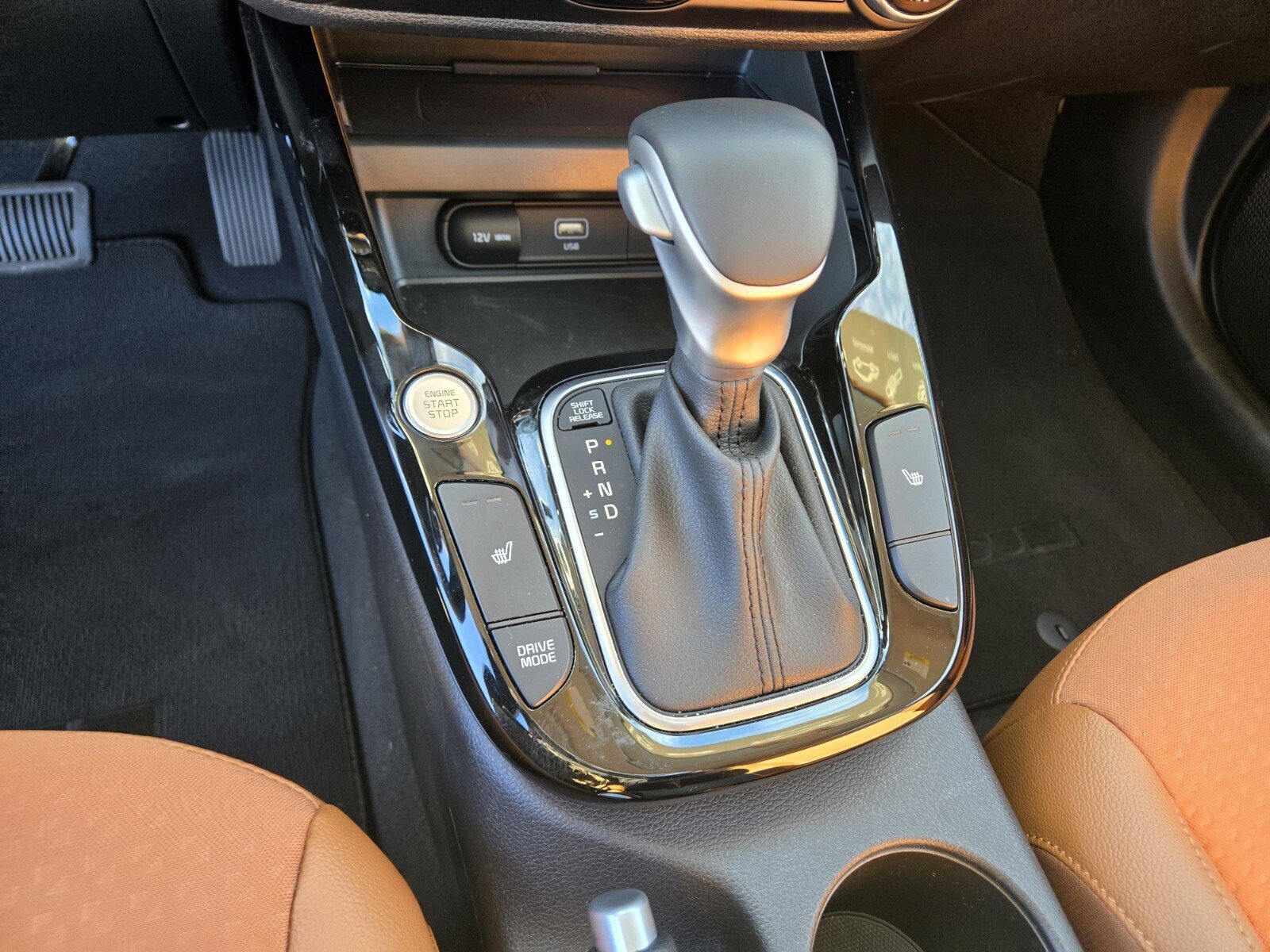 Certified 2025 Kia Soul EX image 22