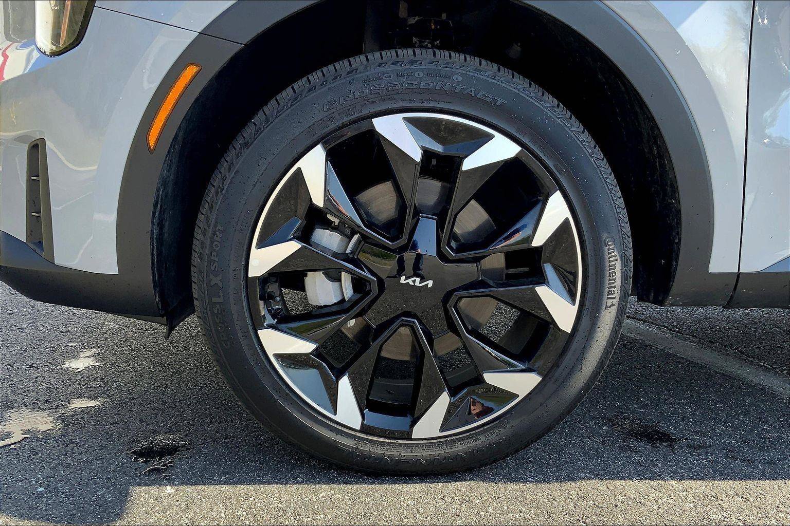 Used 2026 Kia Sorento EX AWD/4WD image 9