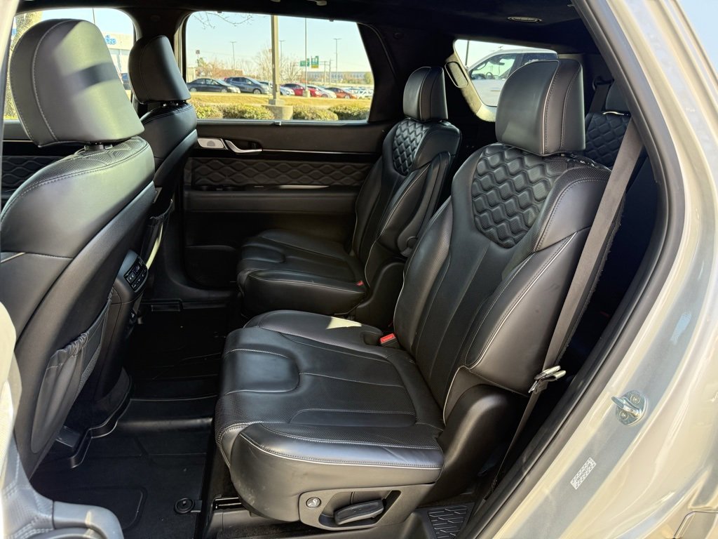 Used 2022 Hyundai Palisade Calligraphy image 33