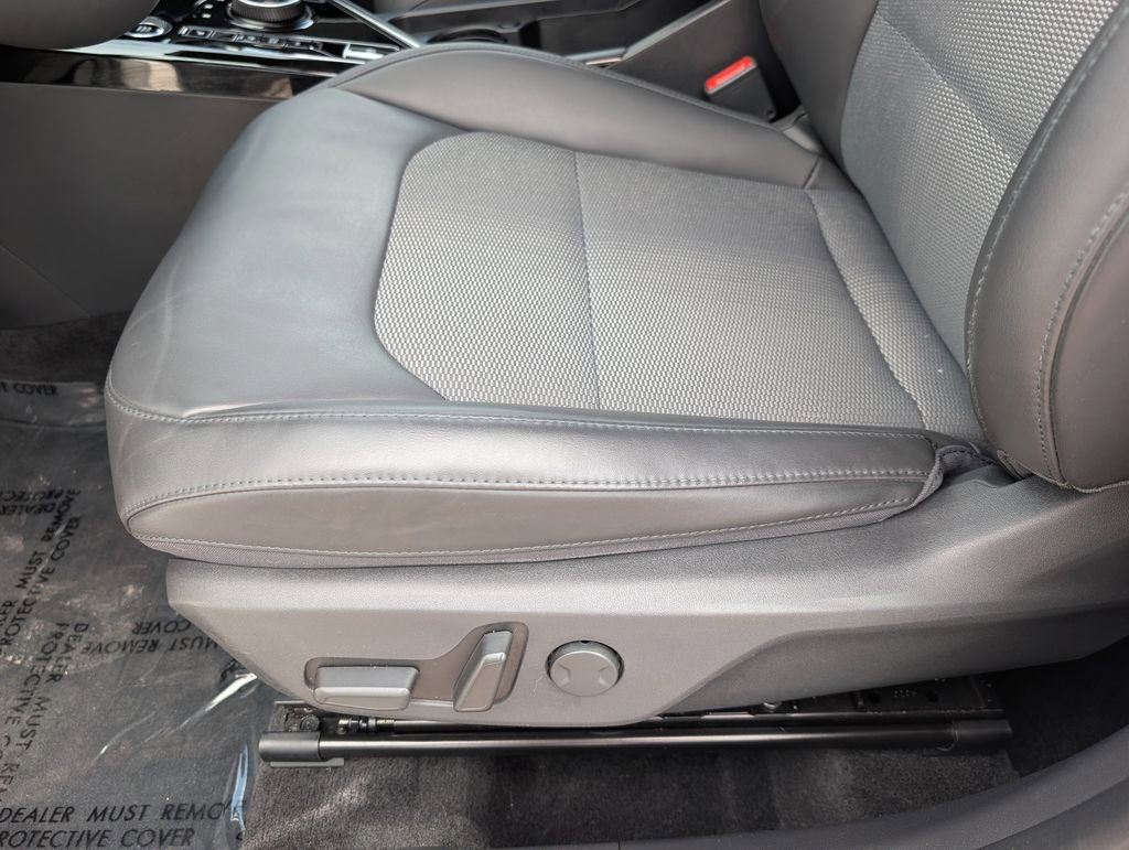 Certified 2023 Kia Niro EX w/ EX Cold Weather Package image 16