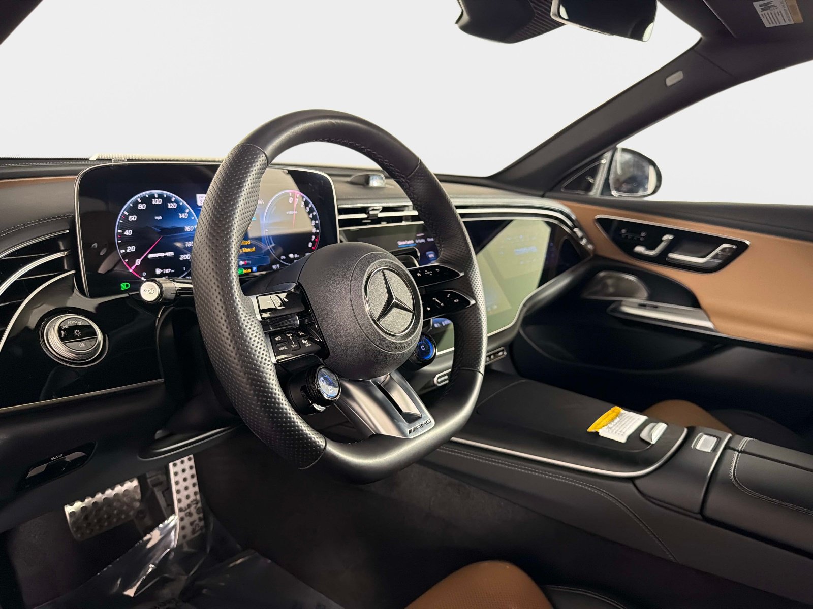 Used 2025 Mercedes-Benz E 53 AMG e 4MATIC Sedan image 43
