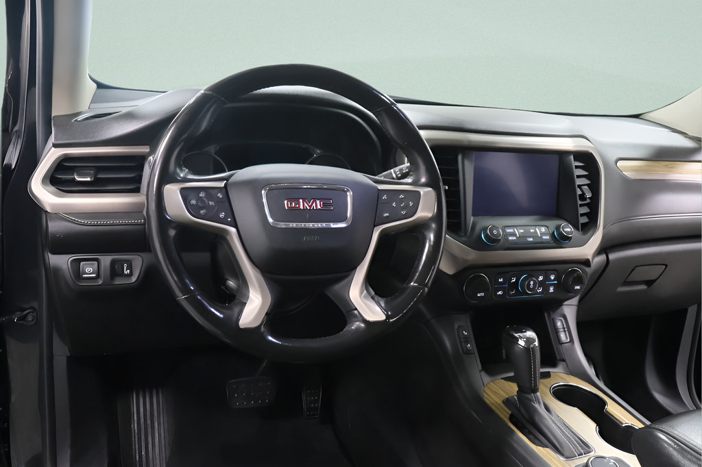 Used 2019 GMC Acadia Denali w/ Technology Package AWD/4WD image 9