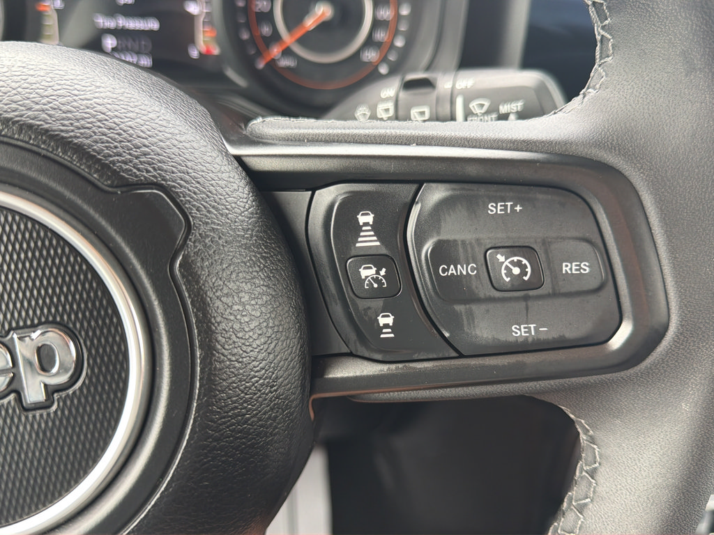 Used 2026 Jeep Wrangler Unlimited Rubicon AWD/4WD image 23