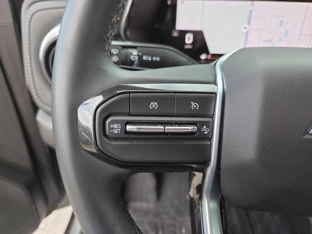 Used 2025 Chevrolet Colorado LT w/ Advanced Trailering Package RWD image 27